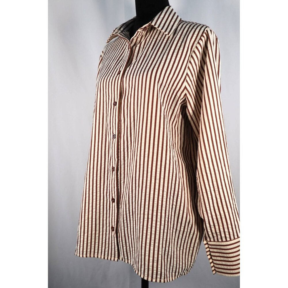Boohoo women's Striped beach shirt chocolate Button-Up Long Sleeve Size 4 petit - Picture 2 of 16